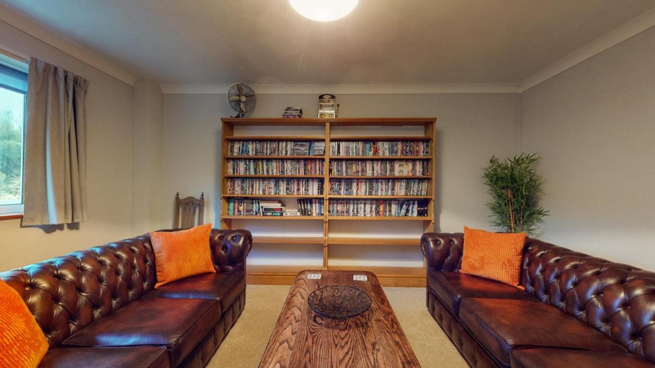 Jaw-Dropping Beach House In Anglesey ينليش المظهر الخارجي الصورة