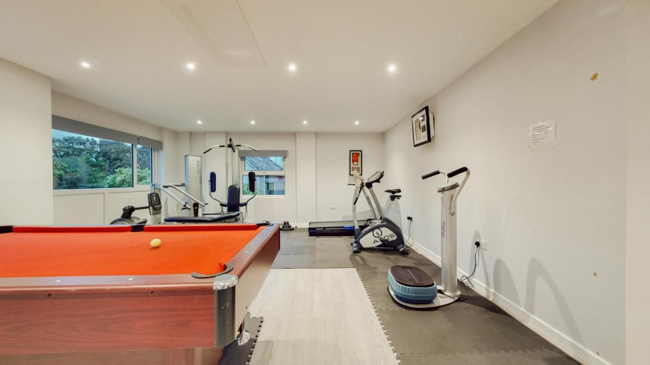 Jaw-Dropping Beach House In Anglesey ينليش المظهر الخارجي الصورة