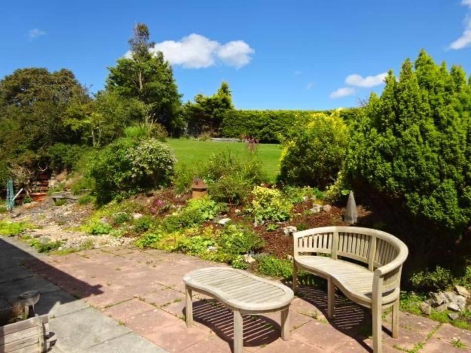 Jaw-Dropping Beach House In Anglesey ينليش المظهر الخارجي الصورة